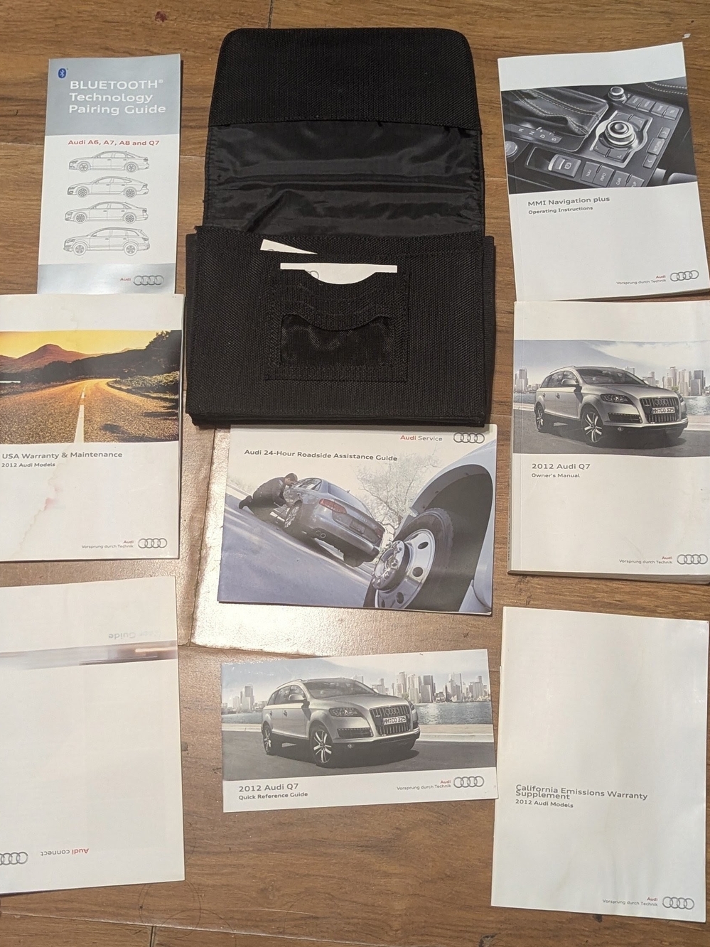 2012 Audi Q7 Owner's Manual Set with case OEM